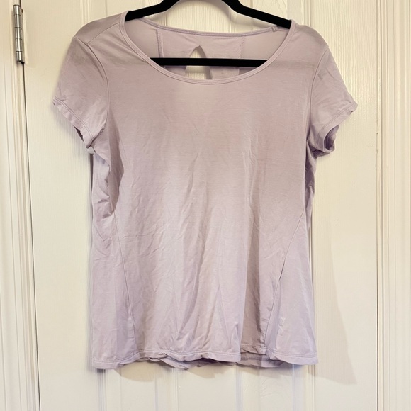 RUNNING ON CLOUD Active T Breathe Lilac Tee Shirt Short Sleeve Purple Small - Picture 2 of 6